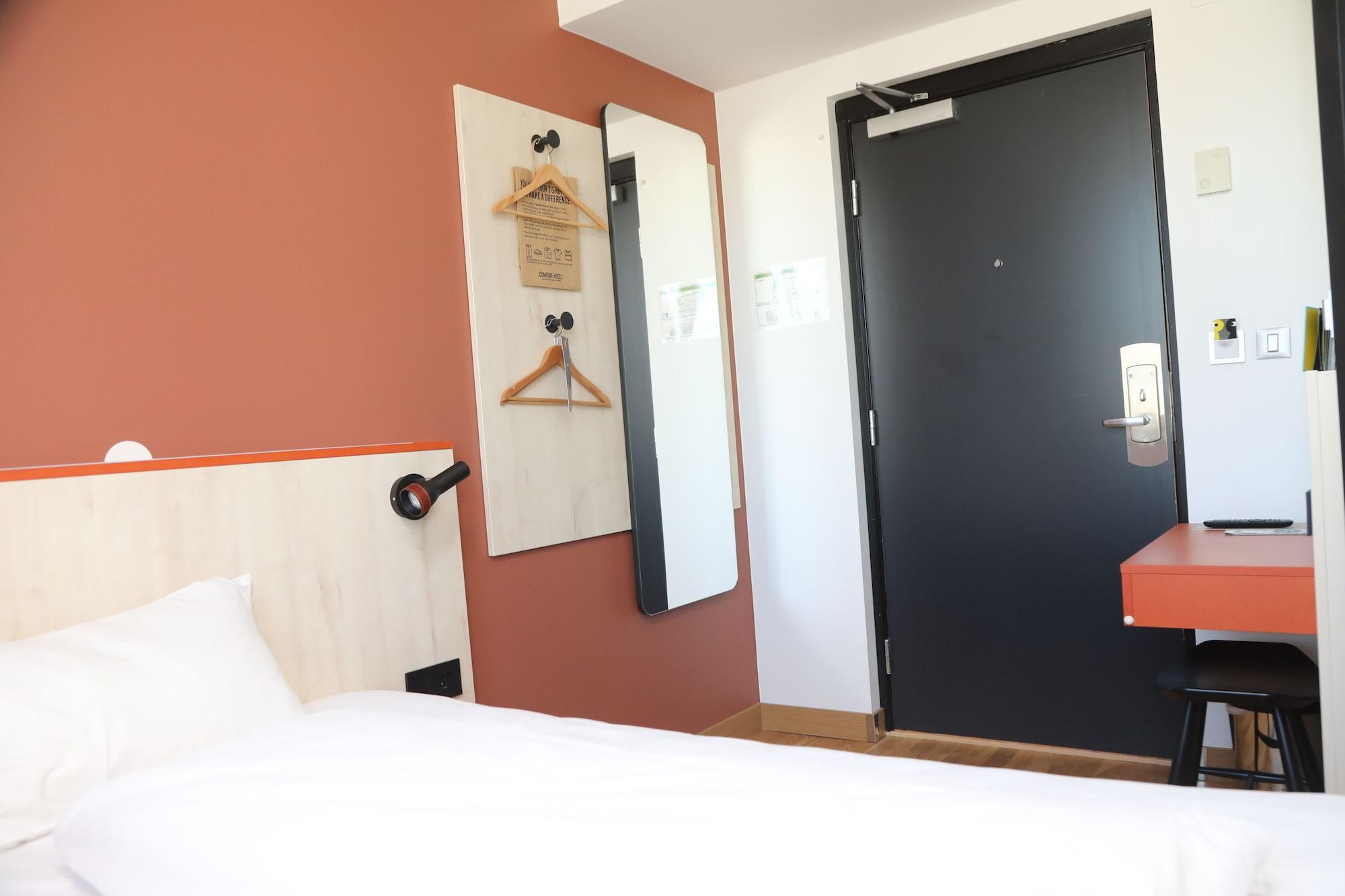 Comfort Hotel Xpress Youngstorget Oslo Exterior foto