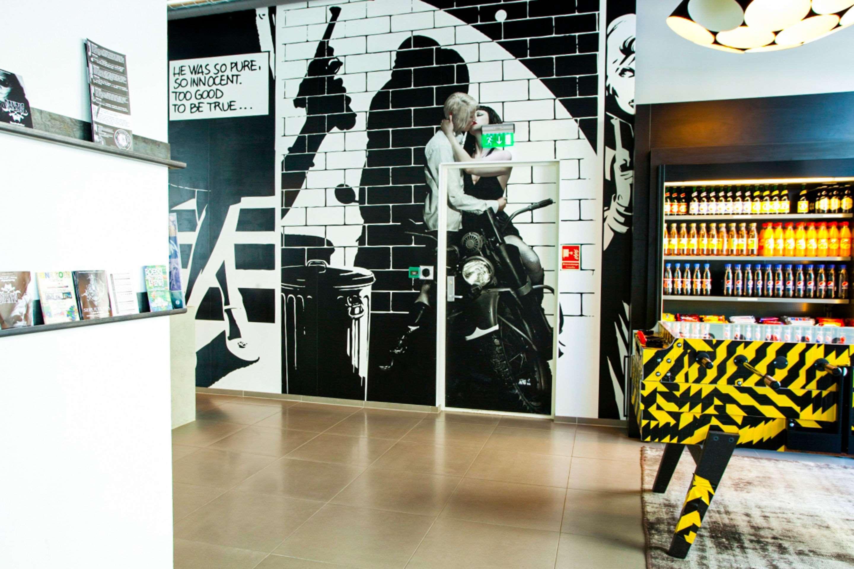 Comfort Hotel Xpress Youngstorget Oslo Exterior foto